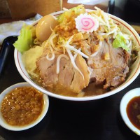 豚麺アジト